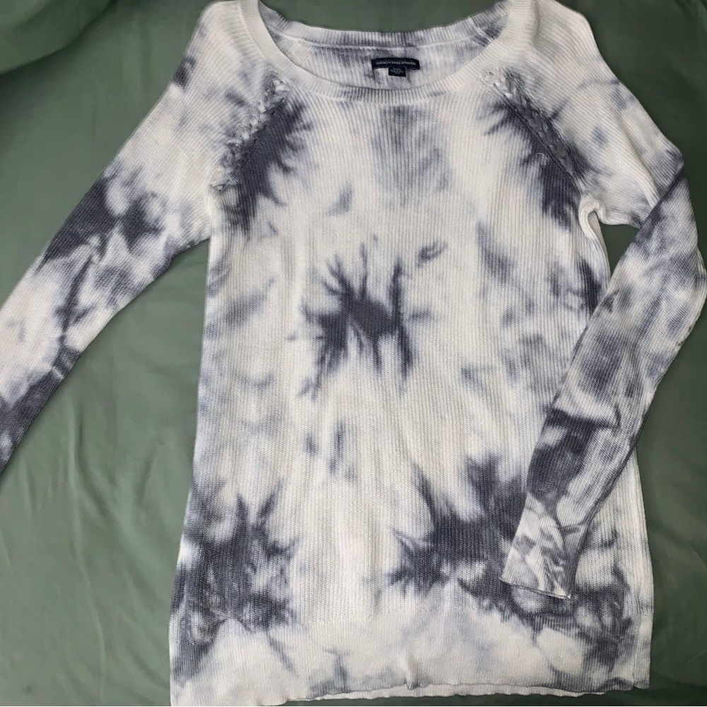 AE Tie-Dye Long Sleeve Top
